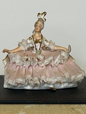 Vintage Porcelain Dresden Lady w/ Lace Dress Seated on a Settee
